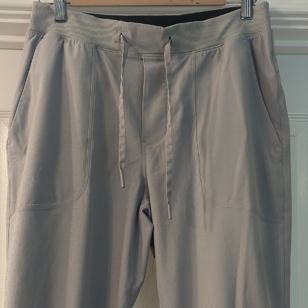 Lululemon Athletica Gray Sweatpants for Ultimate Comfort